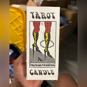 NEW!! TAROT SCENTED CANDLE - THE HIGH PRIESTESS TAROT CARD